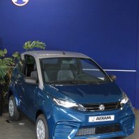 Nieuw Op Voorraad Aixam City Pack Mallard Blauw E5+ Ambition